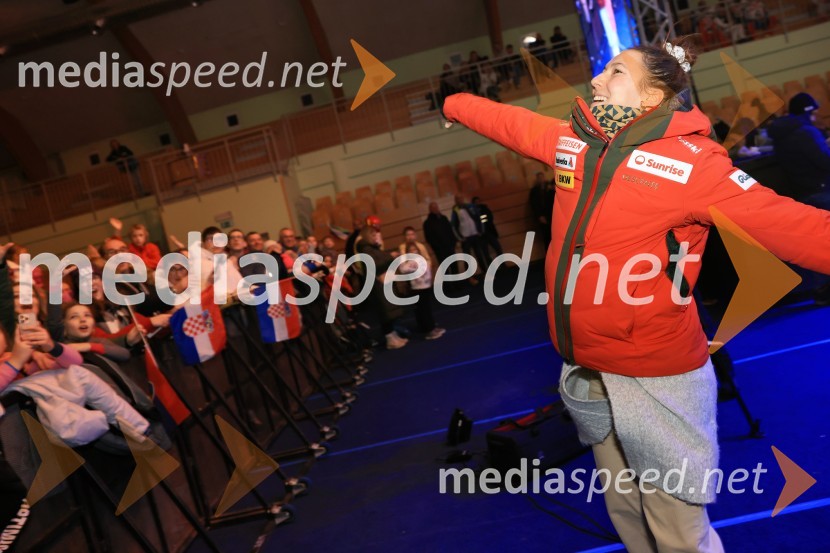 Sobotna podelitev in žreb, Svetovni pokal v alpskem smučanju za ženske Kranjska Gora 2025