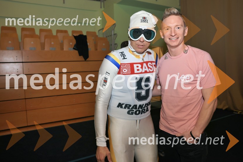  ... ;  Blaž Gec, Zvita feltnaSobotna podelitev in žreb, Svetovni pokal v alpskem smučanju za ženske Kranjska Gora 2025