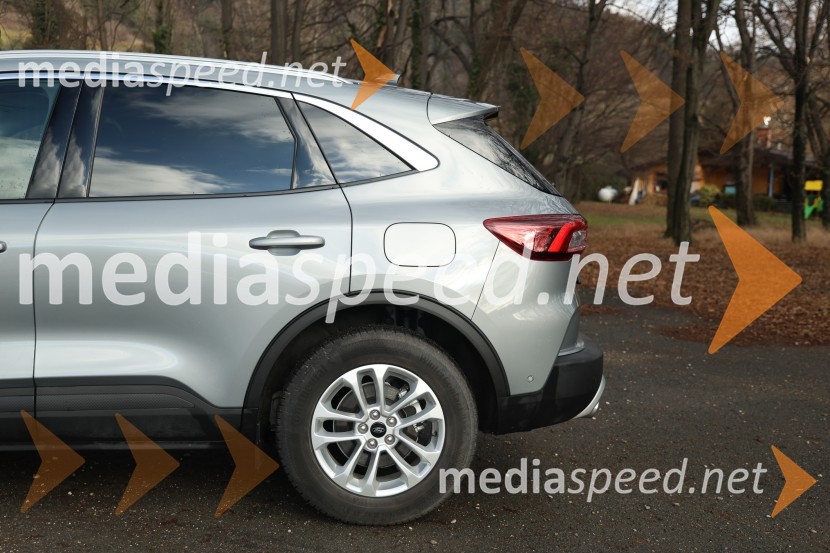 Ford Kuga Titanium 1.5 EcoBoost, družinski SUV