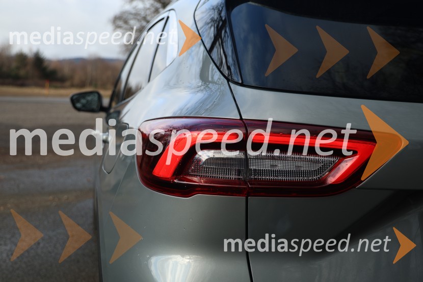 Ford Kuga Titanium 1.5 EcoBoost, družinski SUV