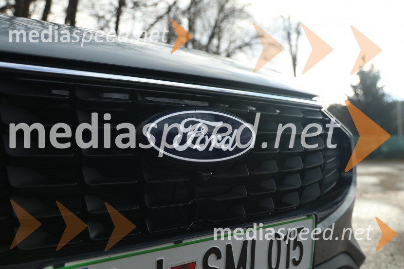 Ford Kuga Titanium 1.5 EcoBoost, družinski SUV
