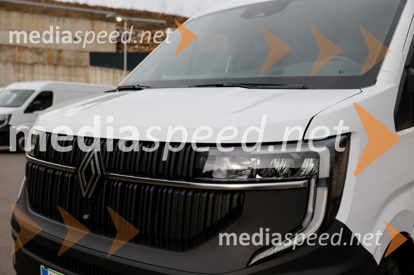 Renault Master, slovenska predstavitev