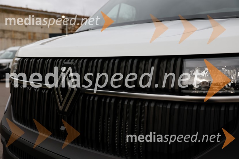 Renault Master, slovenska predstavitev