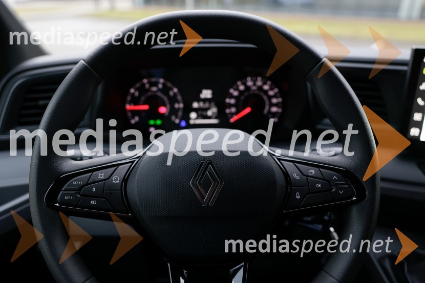 Renault Master, slovenska predstavitev