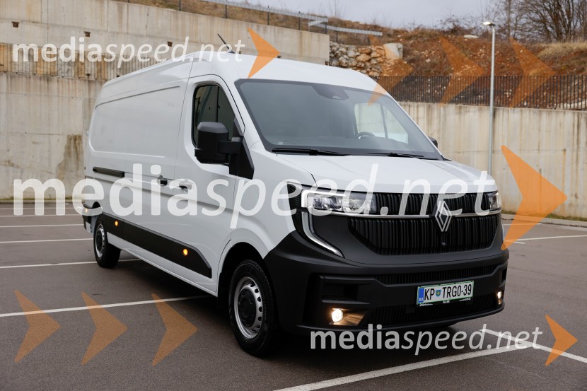 Renault Master, slovenska predstavitev