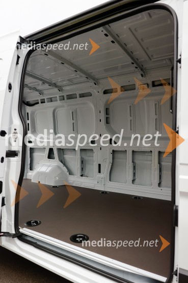 Renault Master, slovenska predstavitev