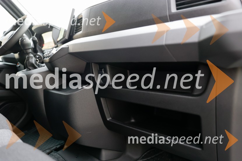 Renault Master, slovenska predstavitev