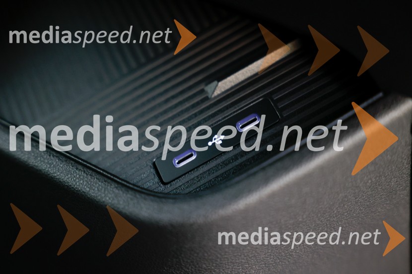 Renault Master, slovenska predstavitev