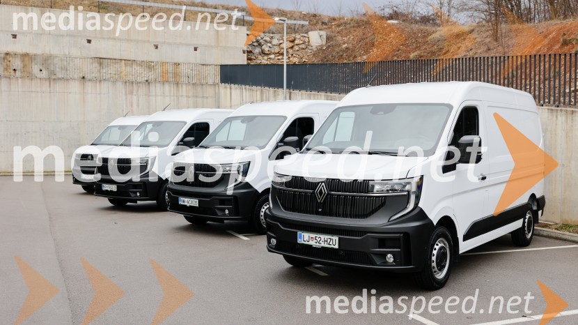 Renault Master, slovenska predstavitev