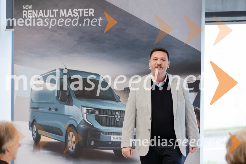 Renault Master, slovenska predstavitev