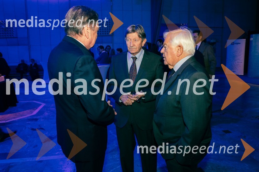  Zoran Janković, župan, Mestna občina Ljubljana;  Geza  Vogrinčič;  Milan Kučan, nekdanji predsednik Republike SlovenijeDelova osebnost leta 2024 je zdravnik Samo Zver