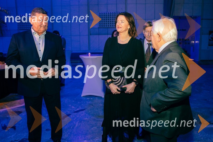 dr. Aleksander Jevšek, minister za kohezijo in regionalni razvoj;  Tanja Fajon, podpredsednica vlade in ministrica za zunanje zadeve;  Milan Kučan, nekdanji predsednik Republike SlovenijeDelova osebnost leta 2024 je zdravnik Samo Zver