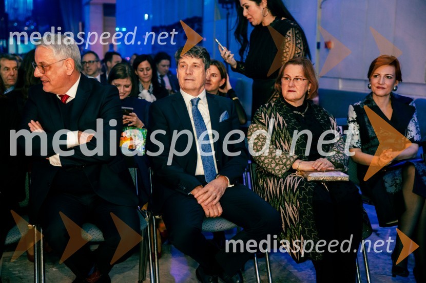  Matjaž Han, minister za gospodarstvo, turizem in šport; mag. Borut Sajovic, minister za obrambo RS;  ... ; dr. Asta Vrečko, ministrica za kulturoDelova osebnost leta 2024 je zdravnik Samo Zver