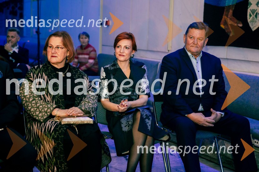  ... ; dr. Asta Vrečko, ministrica za kulturo; dr. Aleksander Jevšek, minister za kohezijo in regionalni razvojDelova osebnost leta 2024 je zdravnik Samo Zver