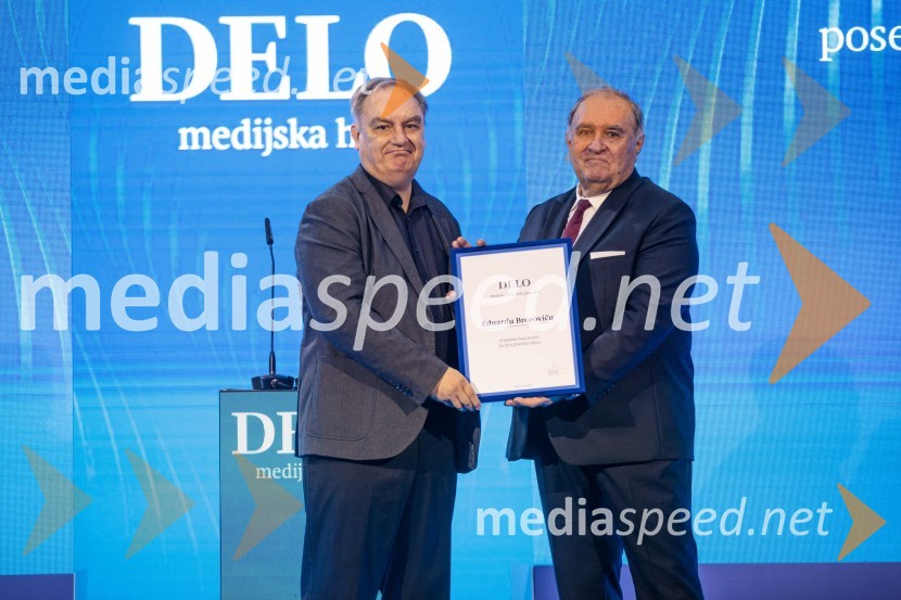  Eduardo Brozovič;  Bojan Budja, odgovorni urednik Dela in Slovenskih novicDelova osebnost leta 2024 je zdravnik Samo Zver