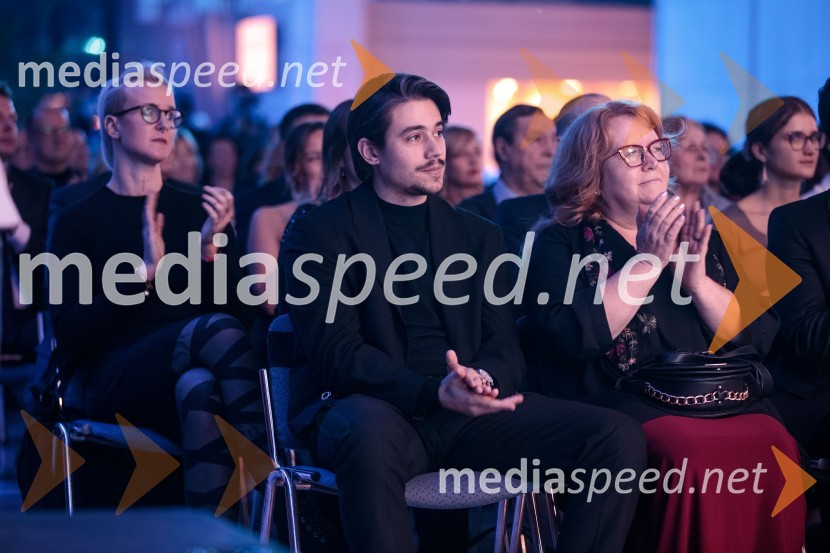  Bojan  Cvjetičanin , študent sociologije;  Maja Plaz, predsednica društva SOS-telefonDelova osebnost leta 2024 je zdravnik Samo Zver