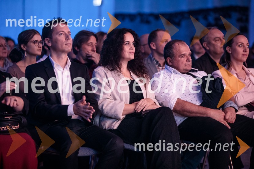  Tilen Genov;  Sonja Prosenc, režiserka in scenaristka; dr. Samo Zver, zdravnik;  Špela Miroševič,  psihoterapevtka in biopsihologinjaDelova osebnost leta 2024 je zdravnik Samo Zver