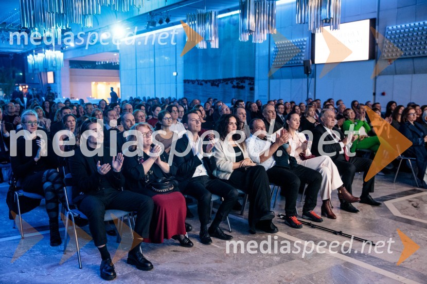  Bojan Cvjetićanin, Joker Out;  Maja Plaz, predsednica društva SOS-telefon;  Tilen Genov;  Sonja Prosenc, režiserka in scenaristkaDelova osebnost leta 2024 je zdravnik Samo Zver