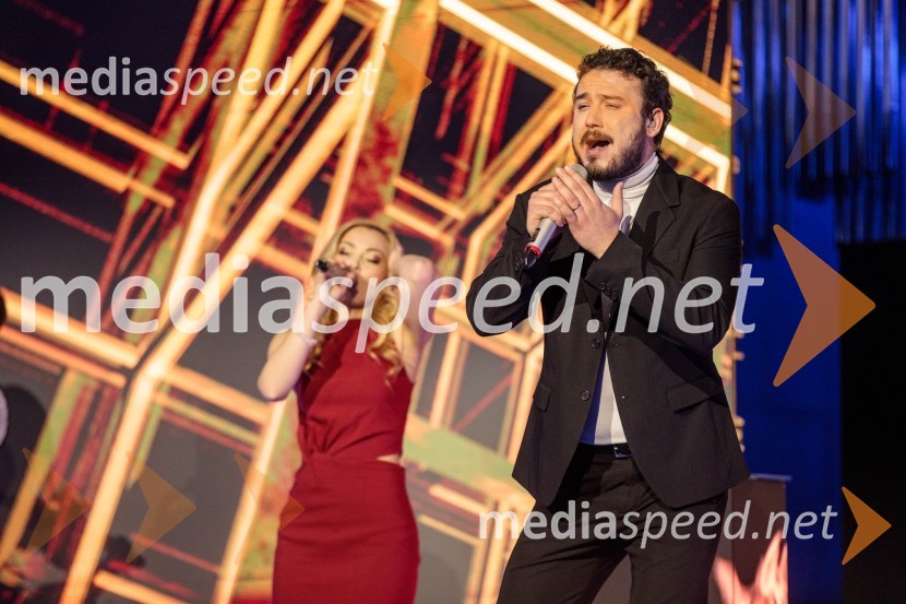  Eva Černe, pevka;  Urban Lutman, pevec, Batista CadillacDelova osebnost leta 2024 je zdravnik Samo Zver