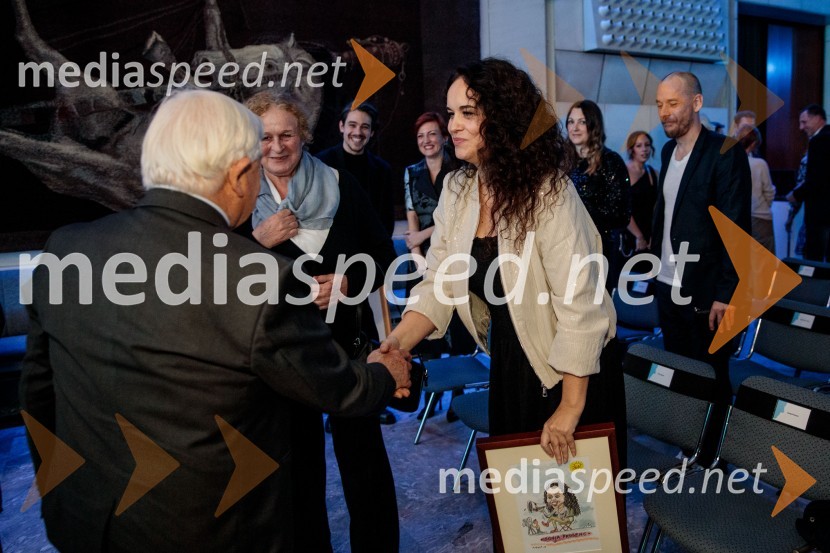  Milan Kučan, nekdanji predsednik Republike Slovenije;  Sonja Prosenc, režiserka in scenaristkaDelova osebnost leta 2024 je zdravnik Samo Zver