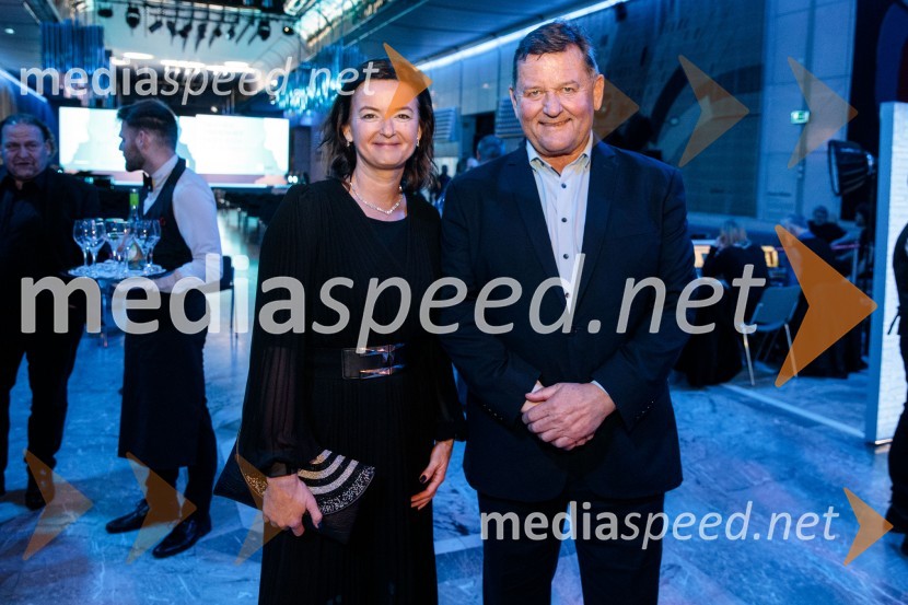  Tanja Fajon, podpredsednica vlade in ministrica za zunanje zadeve; dr. Aleksander Jevšek, minister za kohezijo in regionalni razvojDelova osebnost leta 2024 je zdravnik Samo Zver