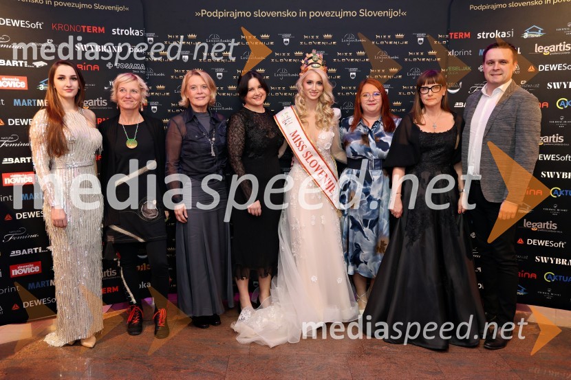  ... ;  ... ;  ... ;  ... ;  Alida Tomanič, Miss Slovenije 2023;  ... ;  ... ;  ... Miss Slovenije 2024