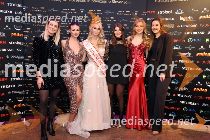  ... ;  Lara  Kalanj, Miss Slovenije 2018;  Alida Tomanič, Miss Slovenije 2023;  Petra Parovel, lastnica, Swy brand d.o.o.;  Maja Zupan, Miss Slovenije 2017;  ... Miss Slovenije 2024