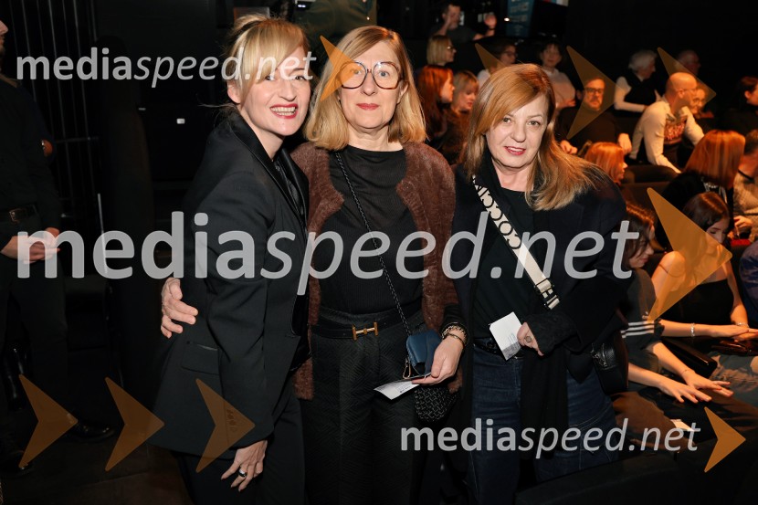  Valentina Turcu, koreografinja in baletna solistka;  Andreja Japelj;  Livija Pandur,  režiserka, dramaturginja in producentka Pandur TheatersToxic, drama v Slovenskem narodnem gledališču Maribor