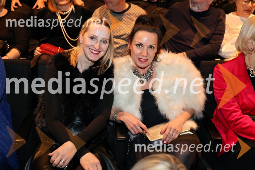  Ines Godec Žavcer;  Tijana Orešič Barač, dr. med. specialistka dermatologijeToxic, drama v Slovenskem narodnem gledališču Maribor