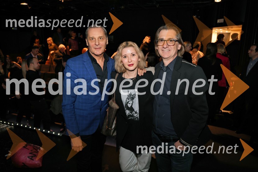  Danilo Rošker, direktor SNG Maribor;  Eva Mahkovic, dramaturginja in avtorica;  Aleksandar  Popovski, režiser, umetniški direktor Drame SNG MariborToxic, drama v Slovenskem narodnem gledališču Maribor