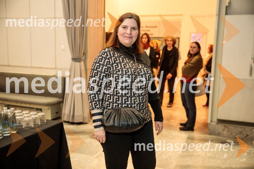  Teja Pelko, novinarkaDedal, premiera v Cankarjevem domu