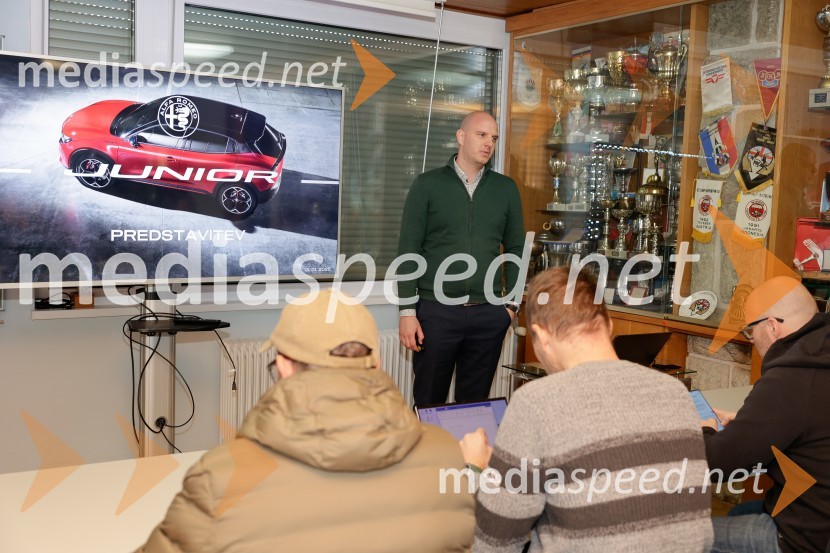 Alfa Romeo Junior, slovenska predstavitev