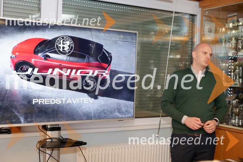 Alfa Romeo Junior, slovenska predstavitev