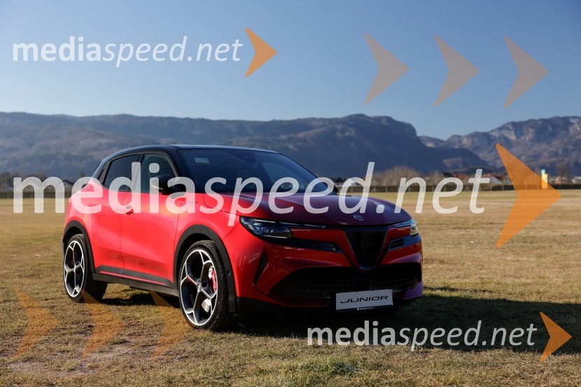 Alfa Romeo Junior, slovenska predstavitev