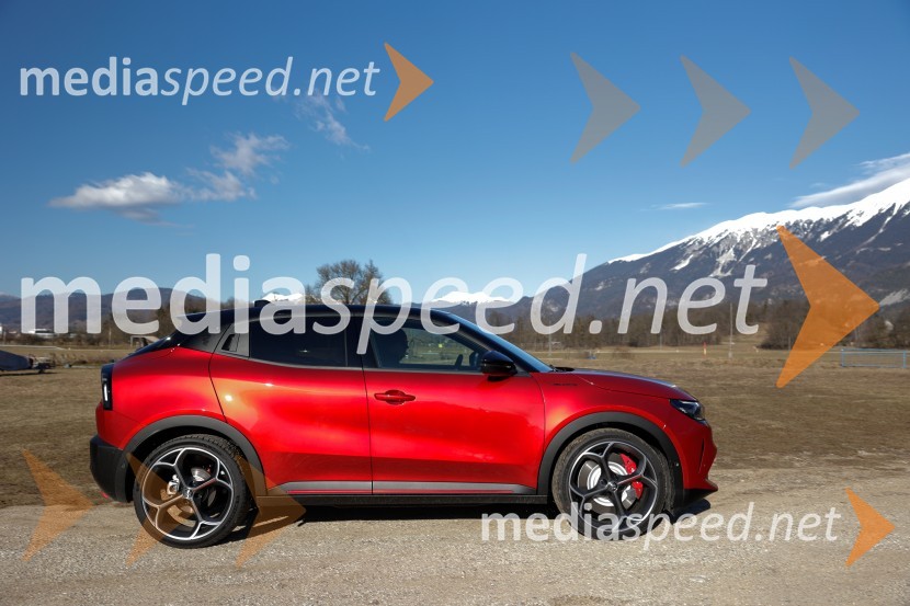 Alfa Romeo Junior, slovenska predstavitev