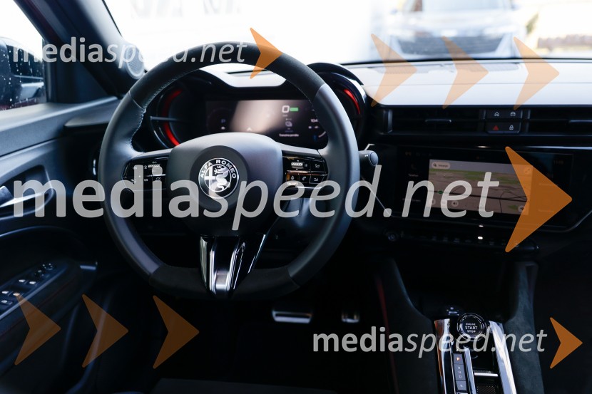 Alfa Romeo Junior, slovenska predstavitev