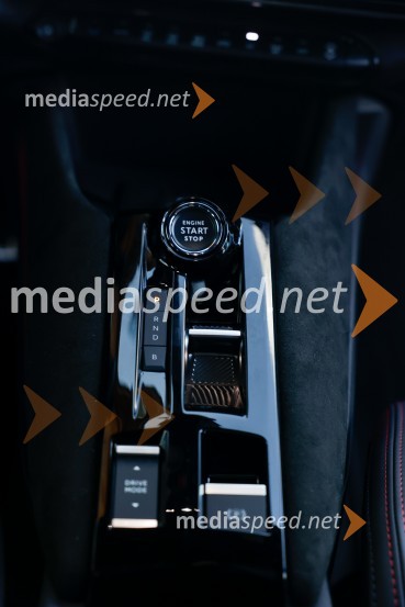 Alfa Romeo Junior, slovenska predstavitev