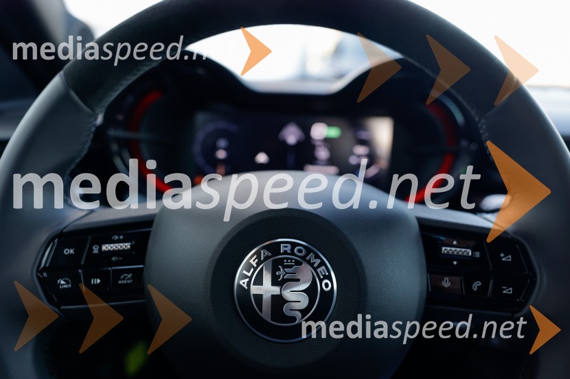 Alfa Romeo Junior, slovenska predstavitev