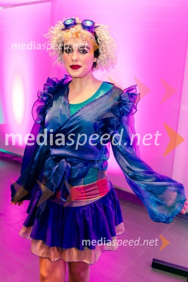  Leatitia Kiki Pohl, KiKi, pevkaNastopajoči na Emi 2025