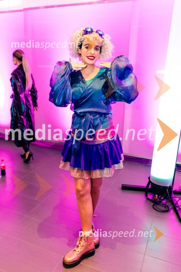  Leatitia Kiki Pohl, KiKi, pevkaNastopajoči na Emi 2025