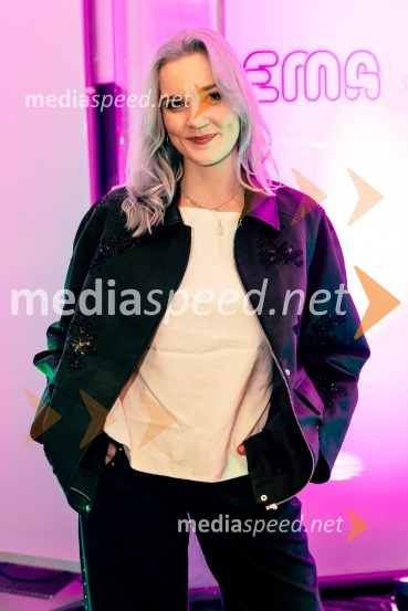  Trine Slabe, pevkaNastopajoči na Emi 2025