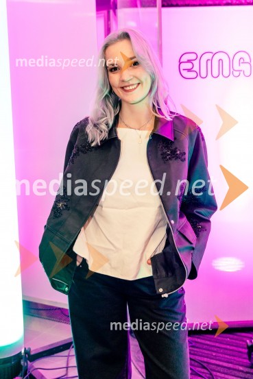  Trine Slabe, pevkaNastopajoči na Emi 2025