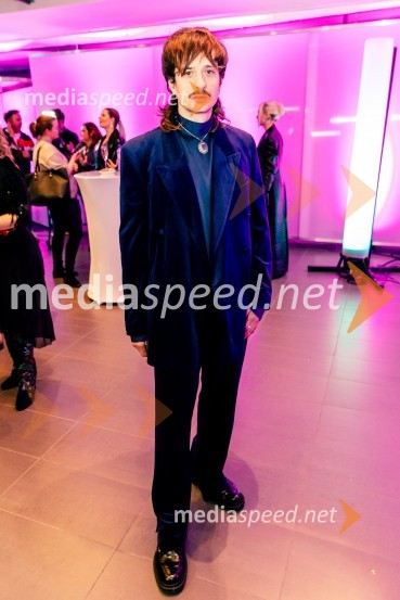  Gregor  Strasbergar, glasbena skupina MRFYNastopajoči na Emi 2025