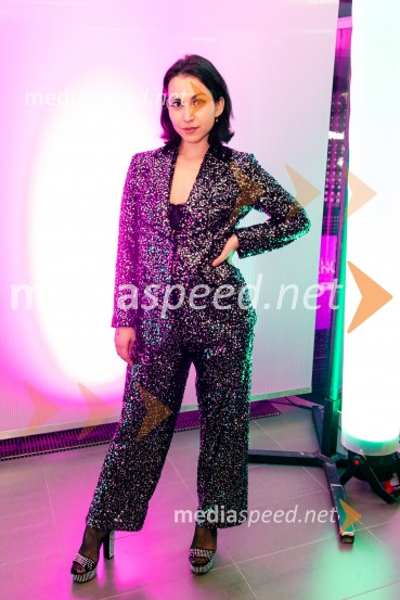  Astrid Kljun, pevkaNastopajoči na Emi 2025