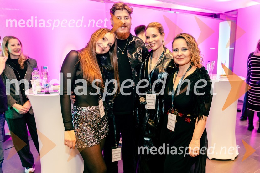  Ana Grdadolnik, ANNA, pevka;  Žan  Videc, glasbenik;  Eva Pavli, pevka;  Zvezdana Novaković , pevka, harfistka, igralka, performerkaNastopajoči na Emi 2025