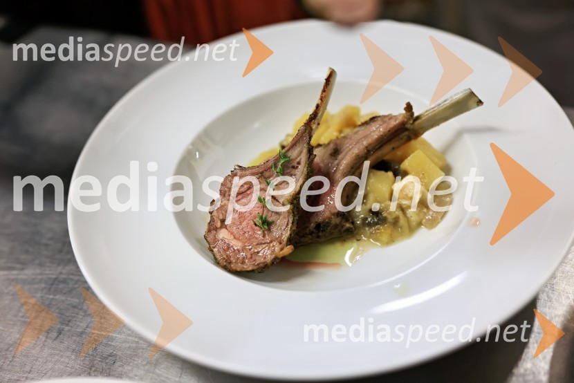 Slavnostno kosilo z grškim chefom Steliosom Fanourakisom na SŠGT Maribor