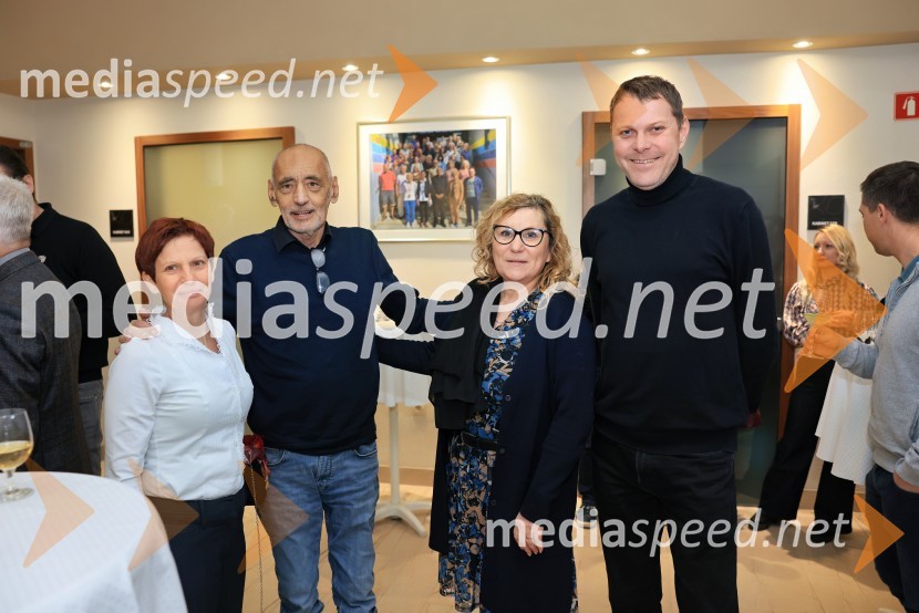  ... ;  Dušan Erjavec, ravnatelj, Srednja šola za gostinstvo in turizem Maribor;  ... ;  ... Slavnostno kosilo z grškim chefom Steliosom Fanourakisom na SŠGT Maribor