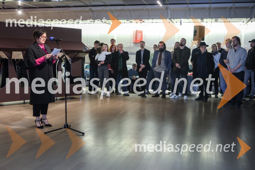  Barbara Koželj Podlogar, vršilka dolžnosti generalnega direktorja Direktorata za ustvarjalnost, Ministrstvo za kulturoDušan Jovanović – Kulturni terorist, odprtje razstave v Cankarjevem domu