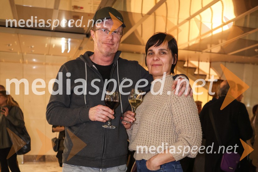  Tadej Golob, pisatelj, novinar, kolumnist in alpinist;  ... Dušan Jovanović – Kulturni terorist, odprtje razstave v Cankarjevem domu