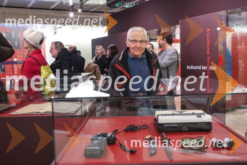  Tone Peršak, režiserDušan Jovanović – Kulturni terorist, odprtje razstave v Cankarjevem domu